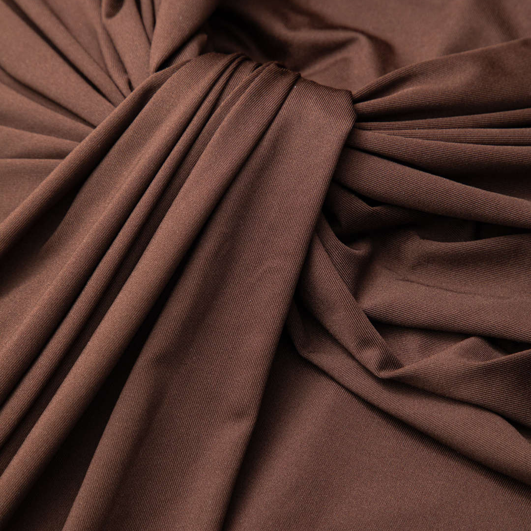 Enganliegendes Kleid „Cecilia“ mit langen Ärmeln und Schnürung in braun, schwarz oder rot