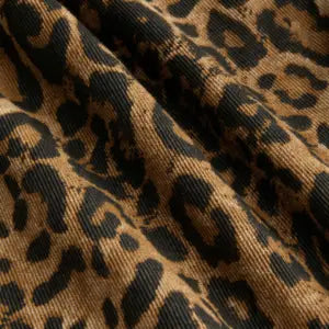 Jeanshose mit Leoprint